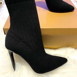 Steve Madden Sock Boot Style size 7